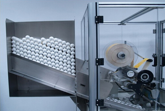 Автоматическая машина для прикрепления этикеток пробирок для деталей трубок лосьона затира сливк